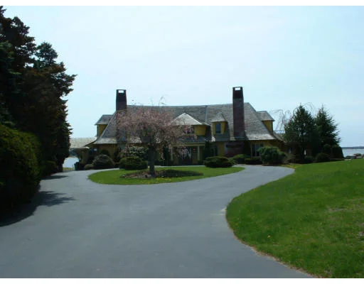 Photo of 60 Onset Ave