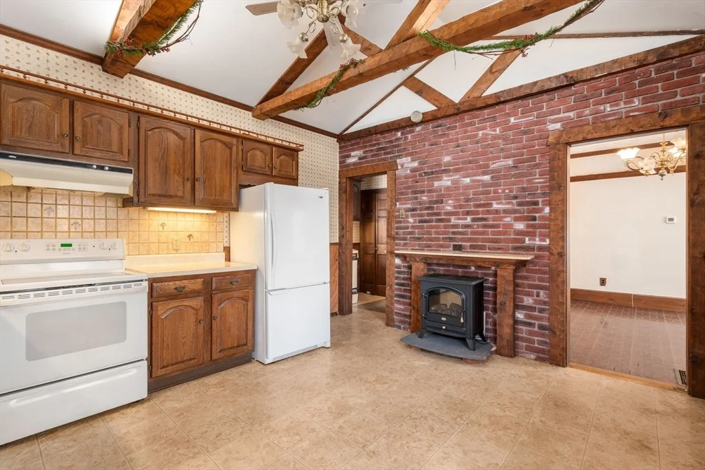 Photo of 31 Everett Ave