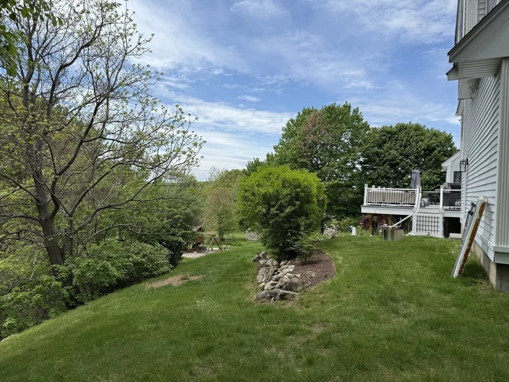 Photo of 5 Cortland Dr