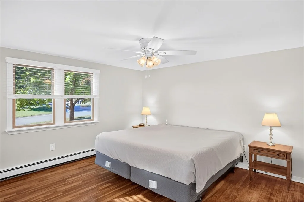 Photo of 158 Lakeside Dr