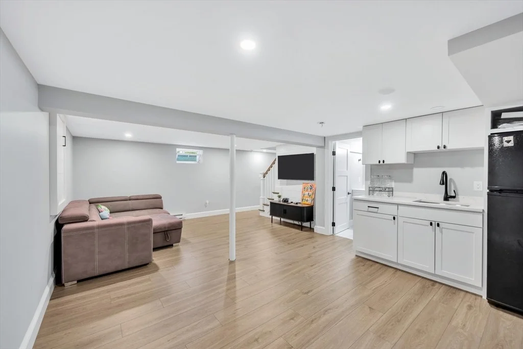 Photo of 25 Nancy Ln