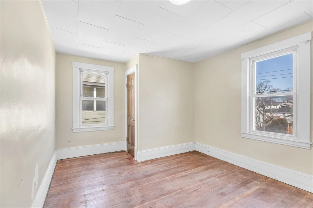 Photo of 274 Commonwealth Ave