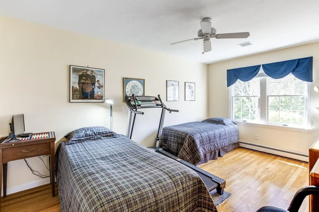 Photo of 80 Clipper Way