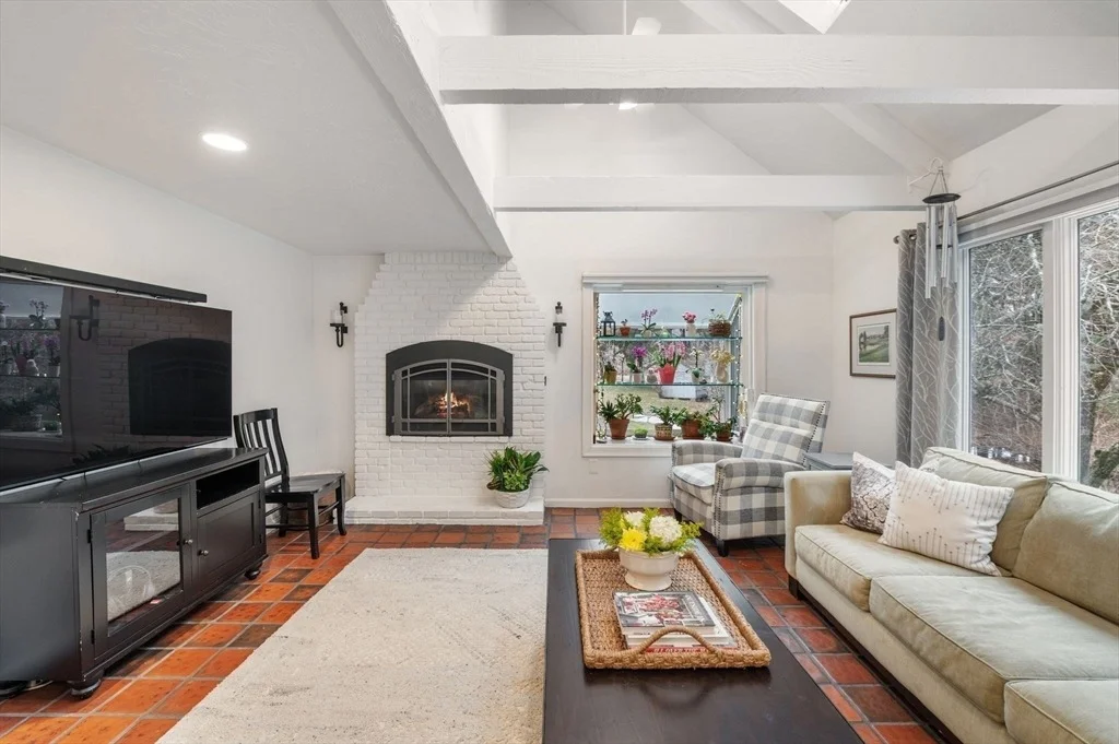 Photo of 3 Willard Ln