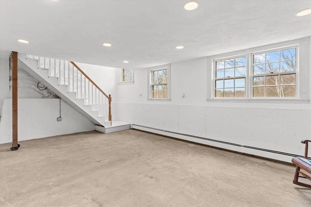 Photo of 423 Cambridge Tpke