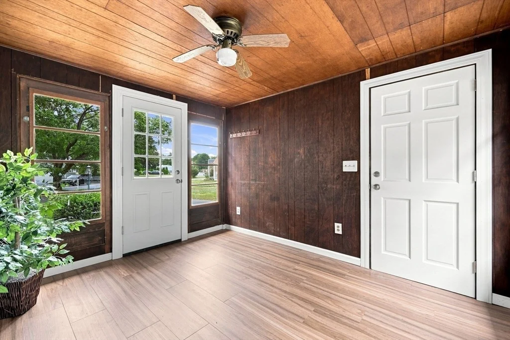 Photo of 111 Florida Drive
