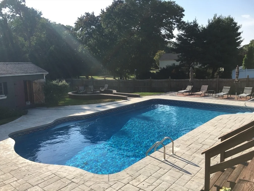 Photo of 11 Antone Dr
