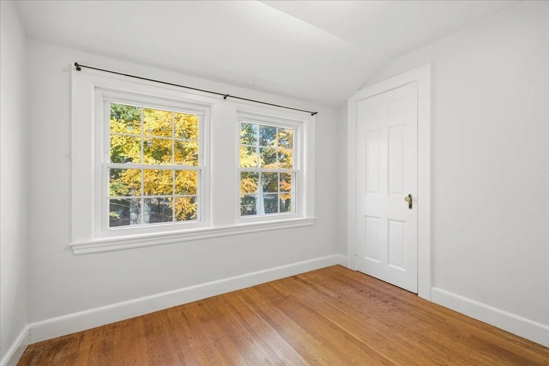 Photo of 77 Payson Rd