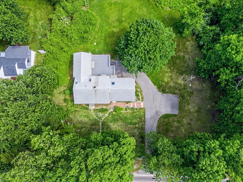 Photo of 355 Boston Rd