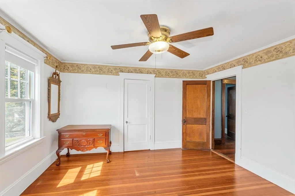 Photo of 39 Arbor Lane