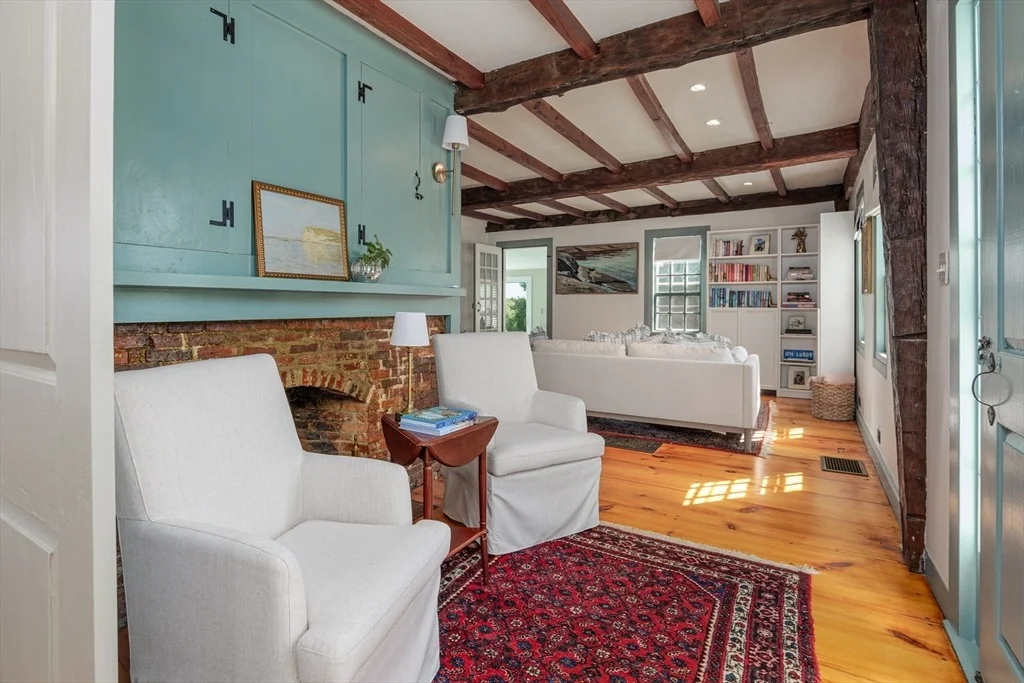 Photo of 129 Whitehall Rd