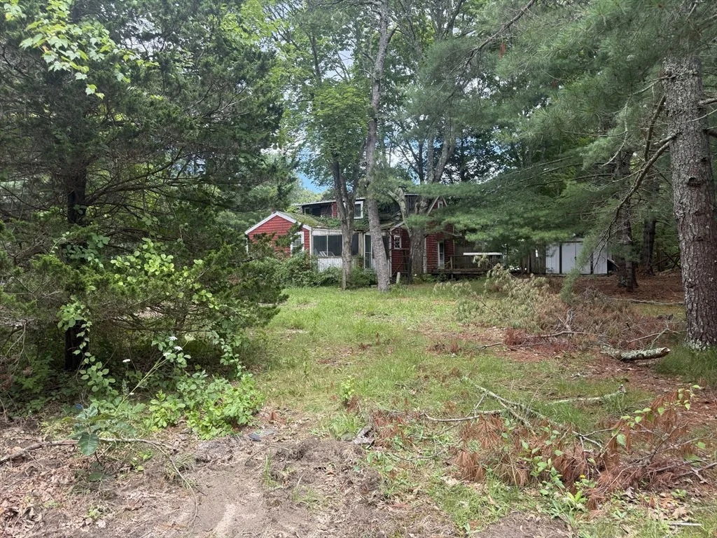 Photo of 1081-B Main St