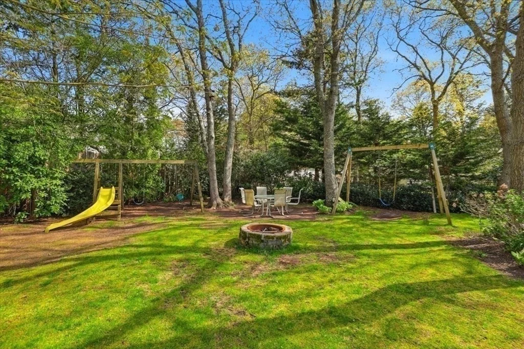 Photo of 24 Starlight Dr