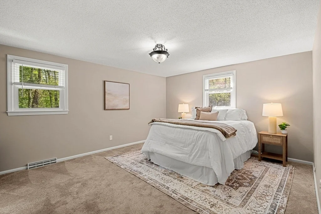 Photo of 35 Freeport Dr
