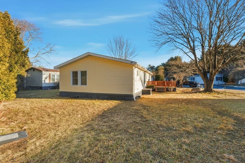 Photo of 10 Lear Dr