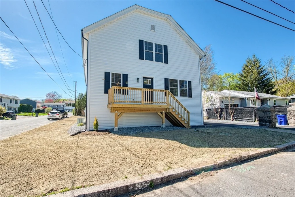 Photo of 566 Freelove St