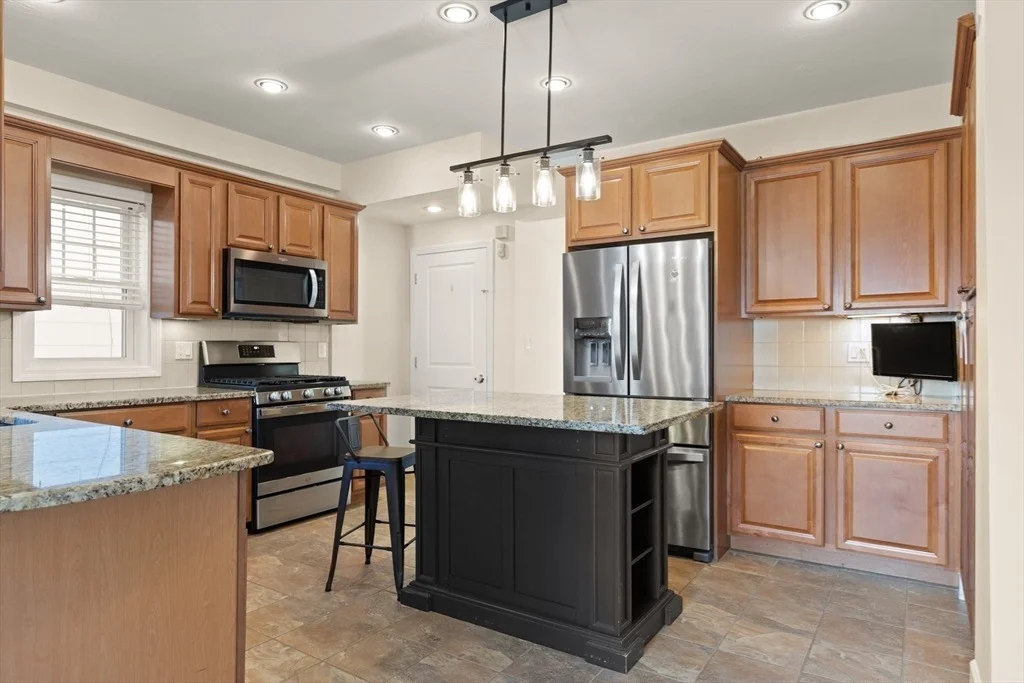 Photo of 34 Maple Avenue