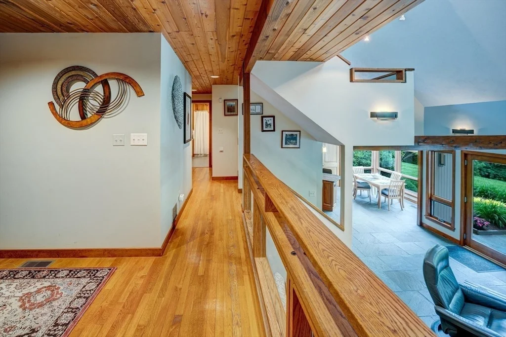 Photo of 40 Bicentennial Way