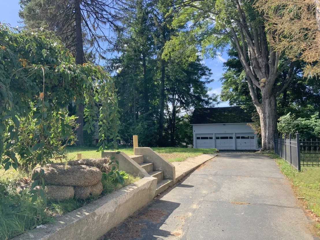 Photo of 14 Pleasant St
