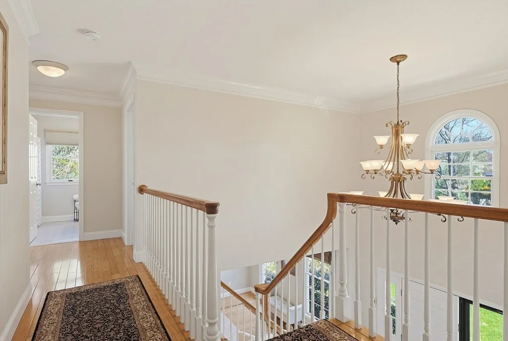 Photo of 8 Weyman Ln