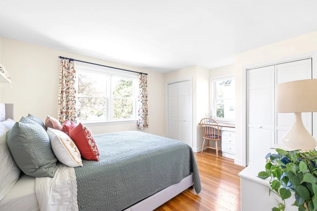 Photo of 28 Cottage St