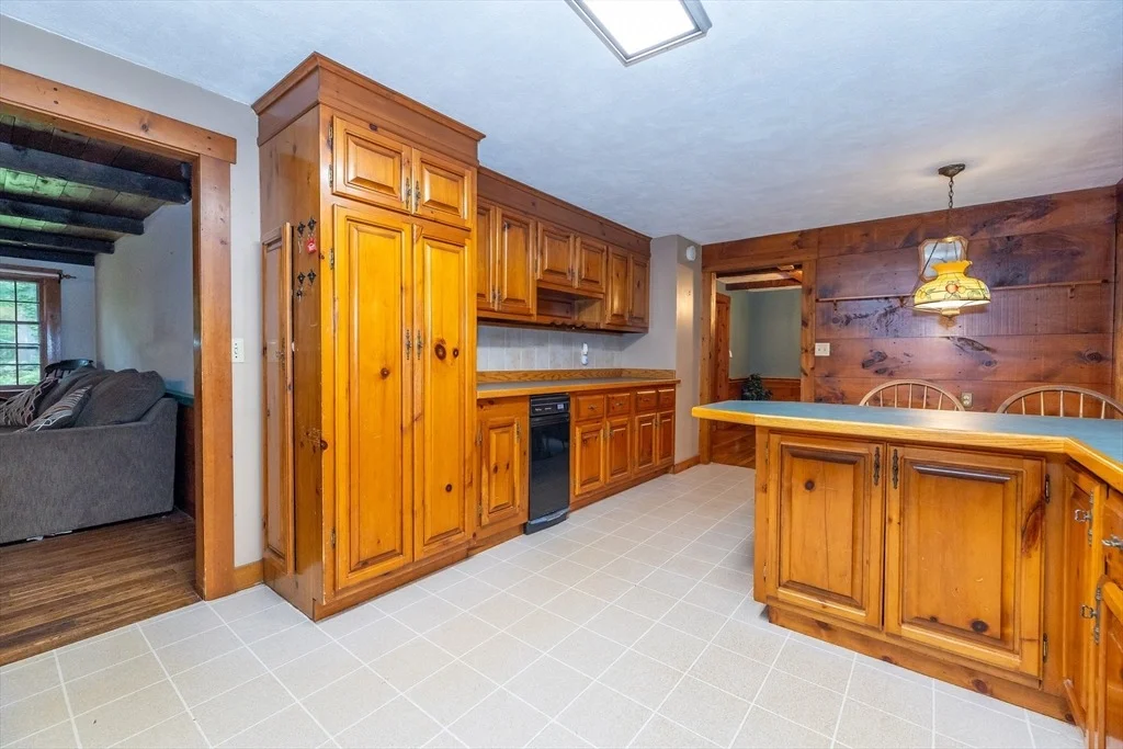 Photo of 295 Forest St