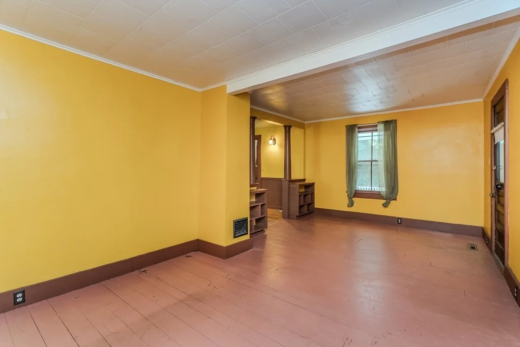 Photo of 52 Maple St