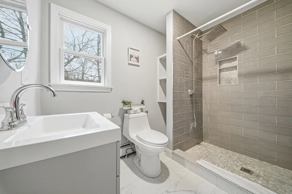Photo of 30 Glendale Ave