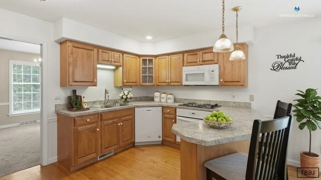 Photo of 39 Venture Dr