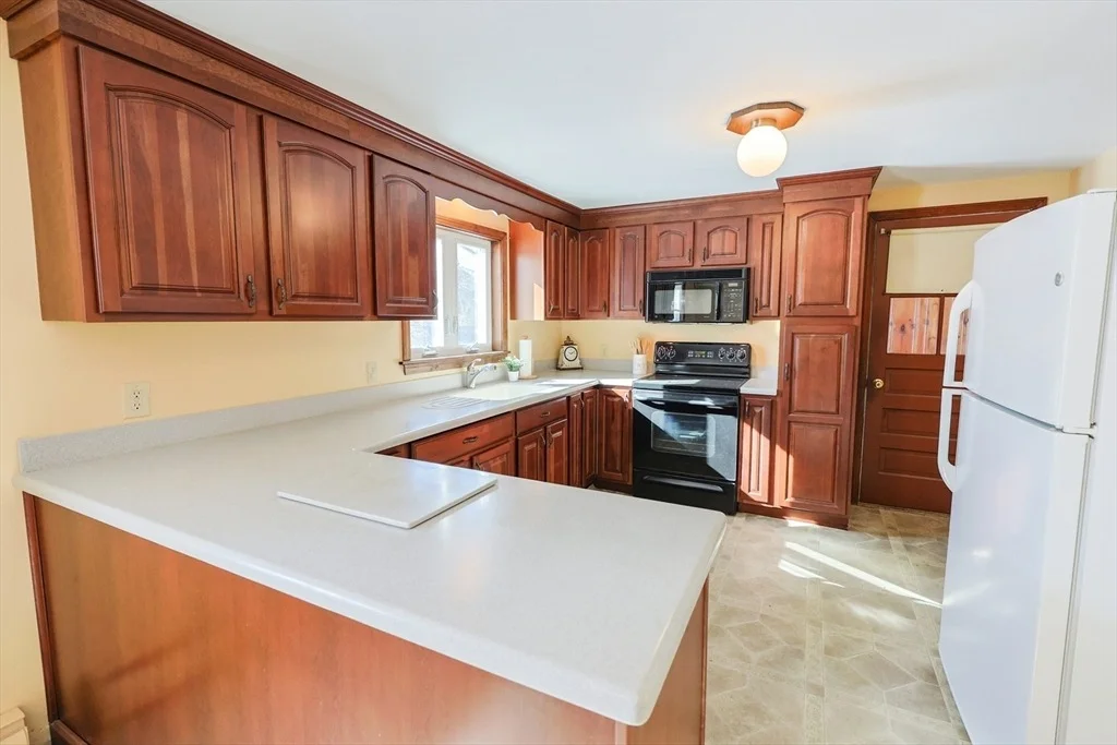 Photo of 70 Oak St.