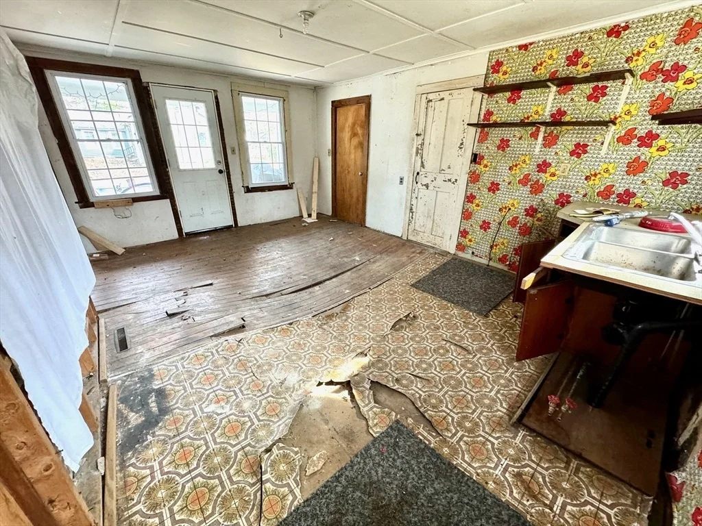 Photo of 91 Meadow St