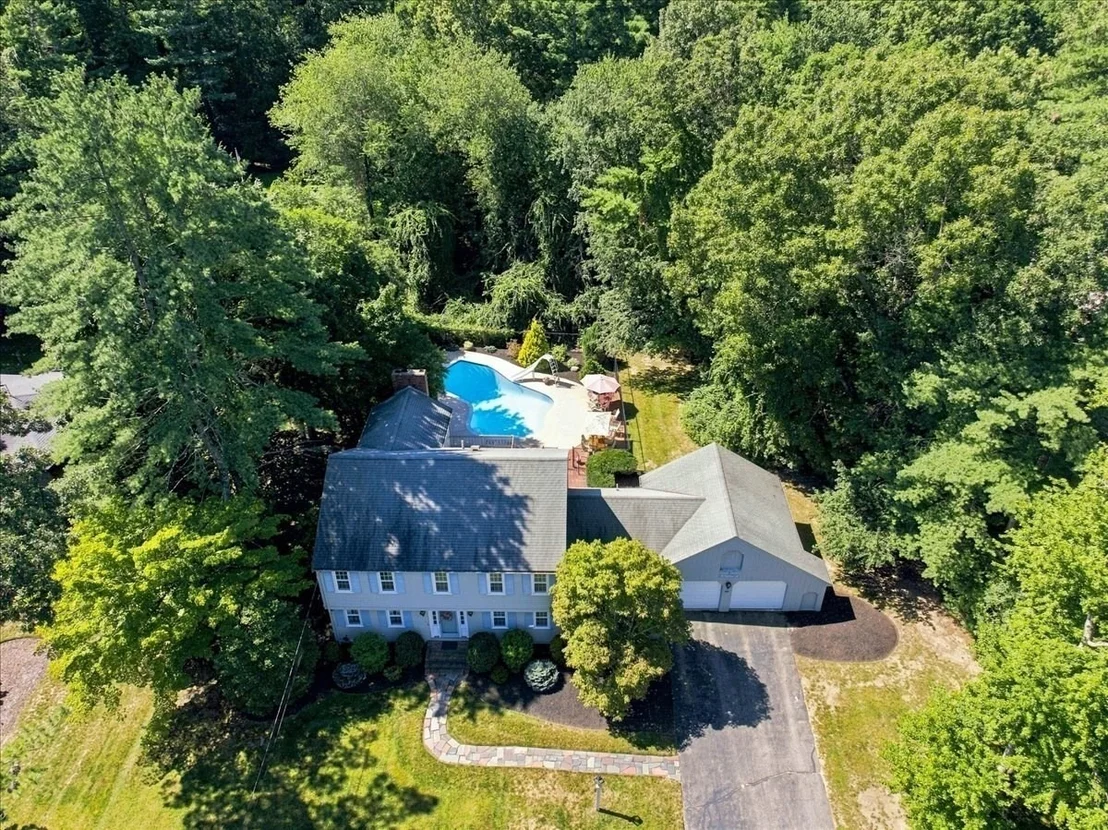 Photo of 293 Mayflower Cir