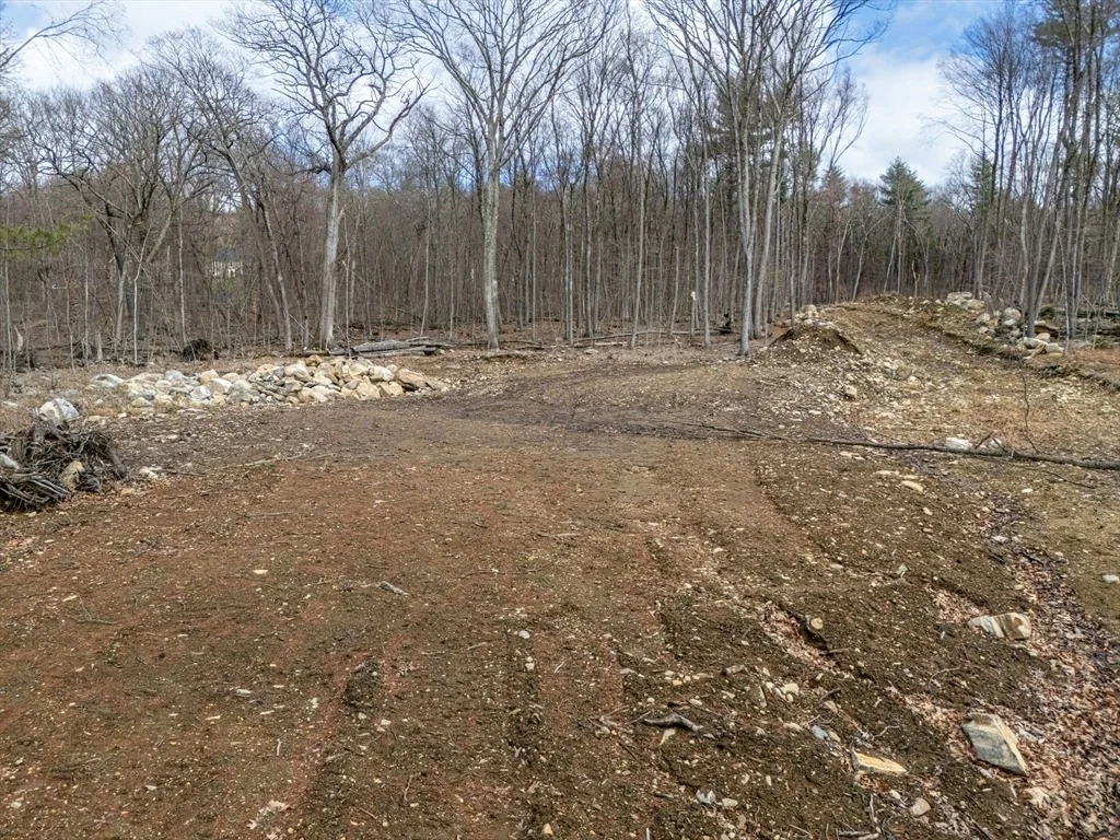 Photo of 98 Meadow Rd
