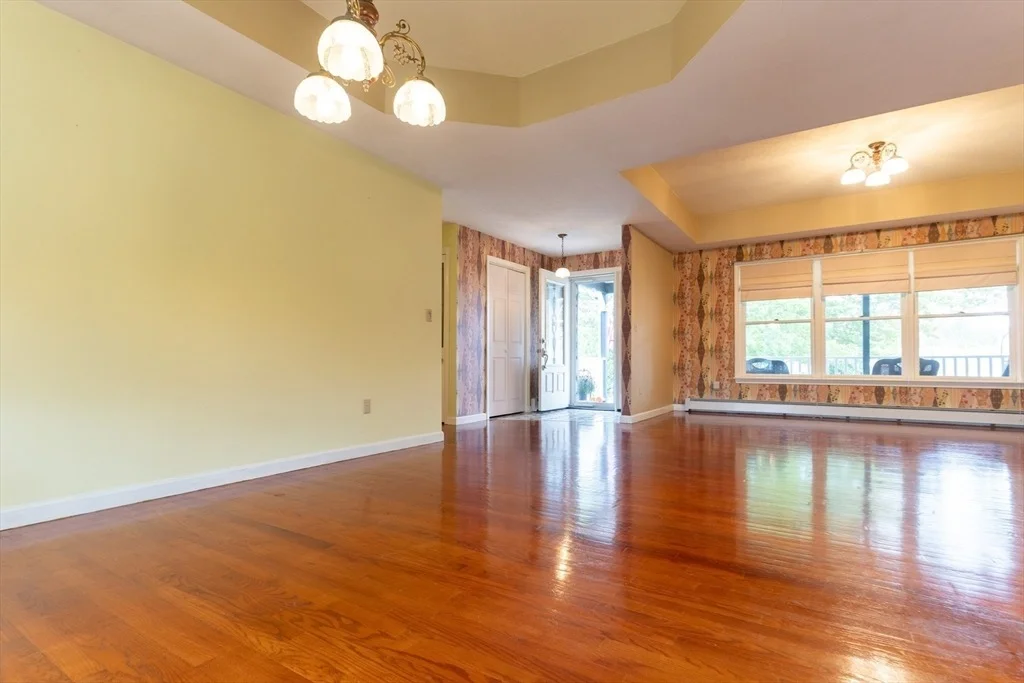 Photo of 110 Hosley Rd