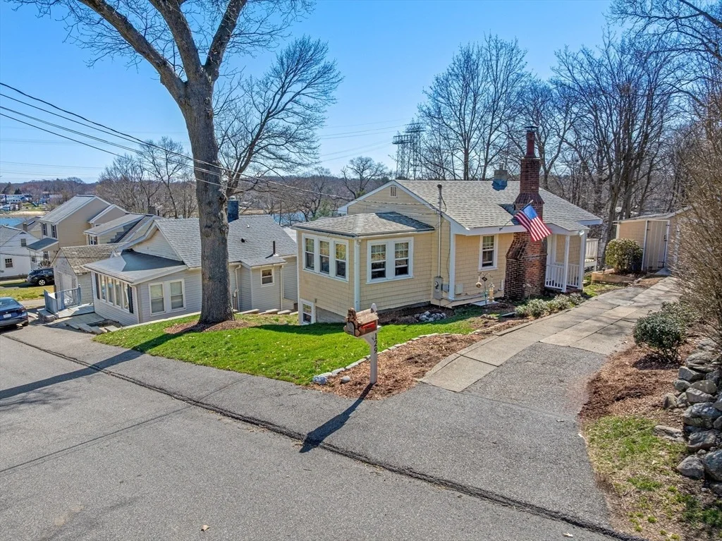 Photo of 129 Audubon Ave