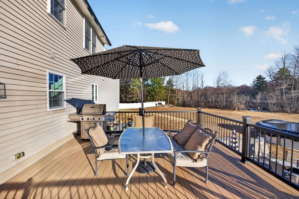 Photo of 43 Mohawk Dr