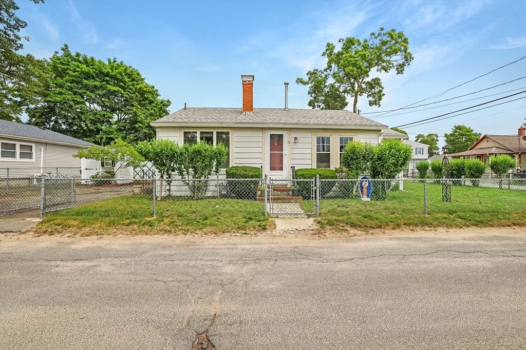 Photo of 17 Swift Ave