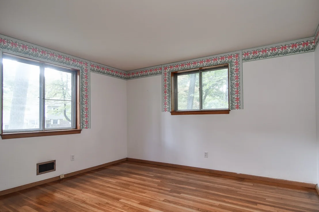 Photo of 12 Claudette Circle