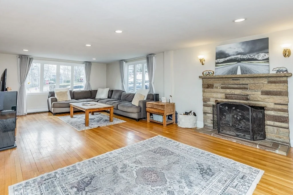 Photo of 52 Albemarle Ave.