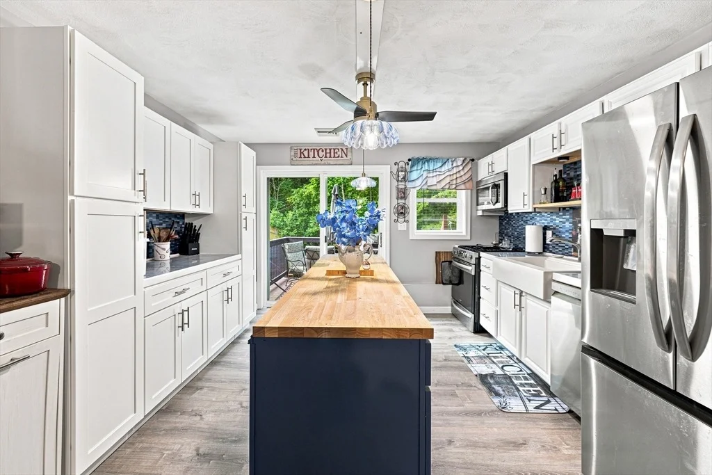 Photo of 793 Montgomery