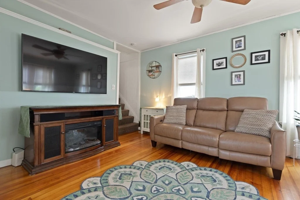 Photo of 8 Palmer Ave