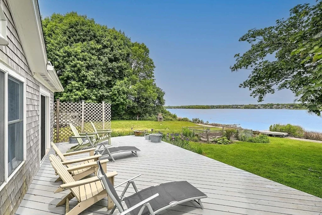 Photo of 1518 Drift Road