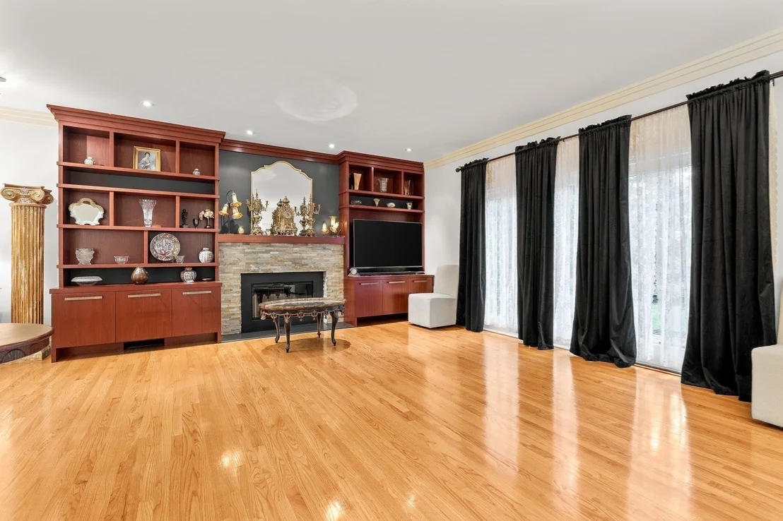 Photo of 10 Holly Lane