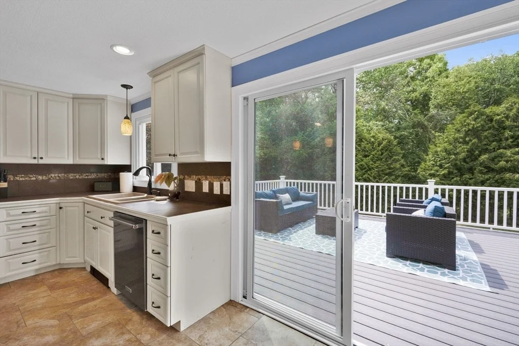 Photo of 51 Lantern Ln
