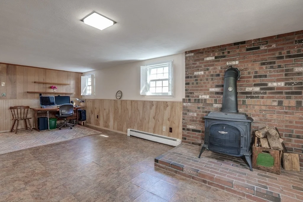 Photo of 56 Chase Rd