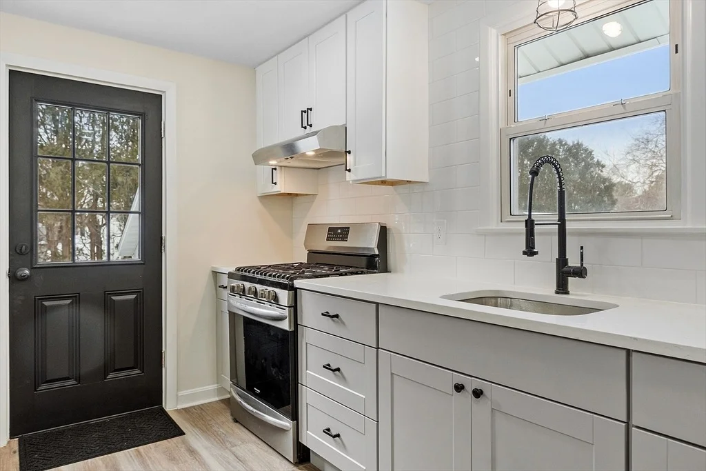 Photo of 3 Fordham Dr