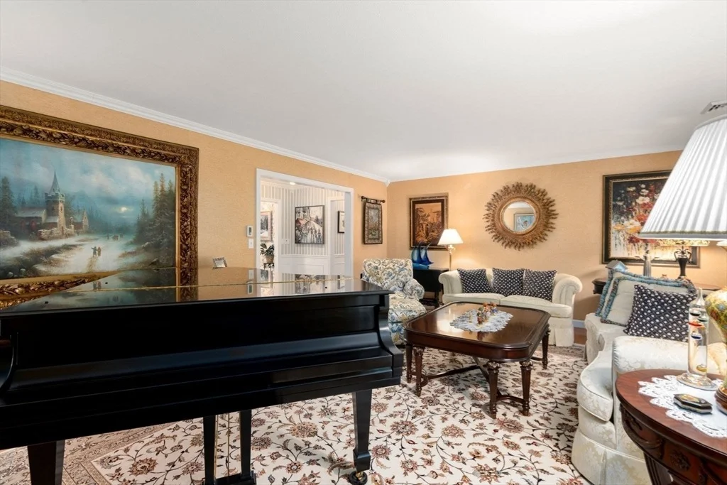 Photo of 15 Mary Jane Cir
