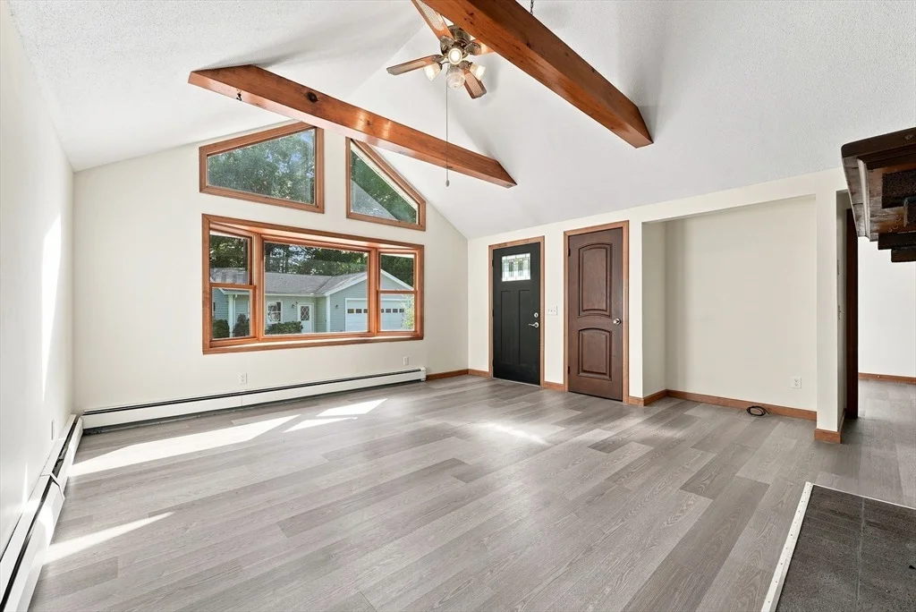 Photo of 291 Pochassic Road