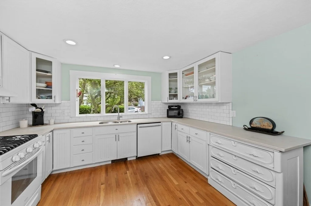 Photo of 10 Perkins Rd