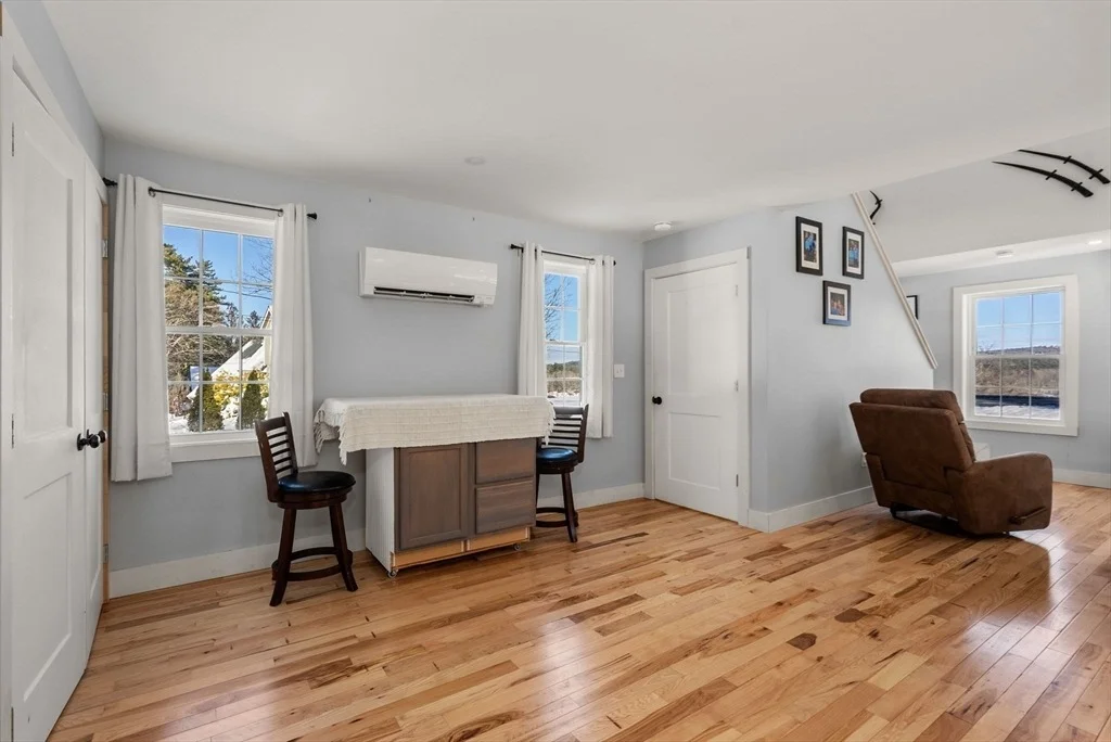 Photo of 178 Brimfield Rd